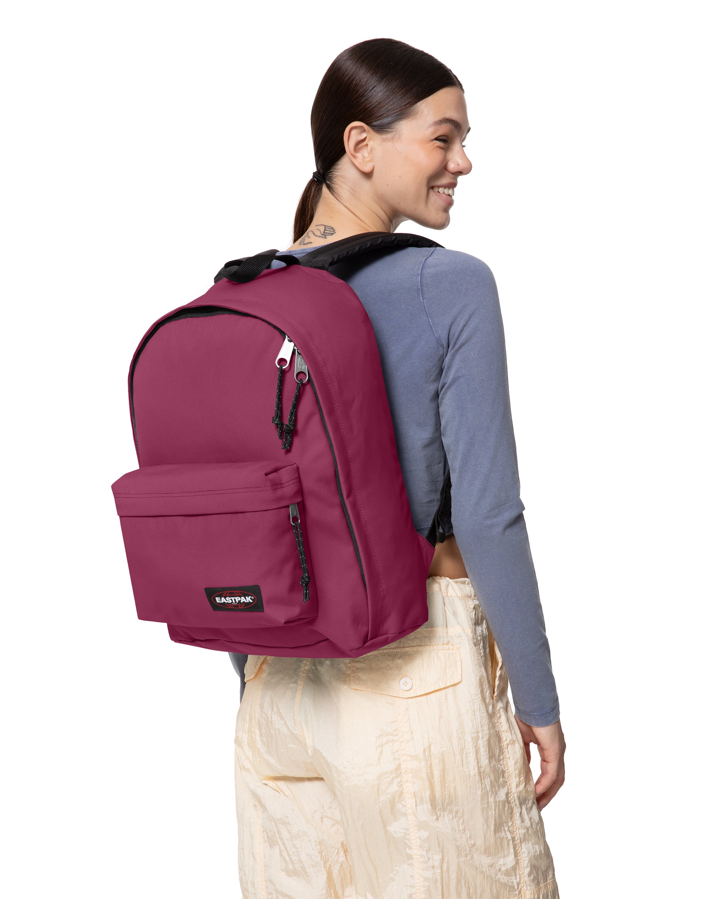 EASTPAK バーガンディ リュック OUT OF OFFICE