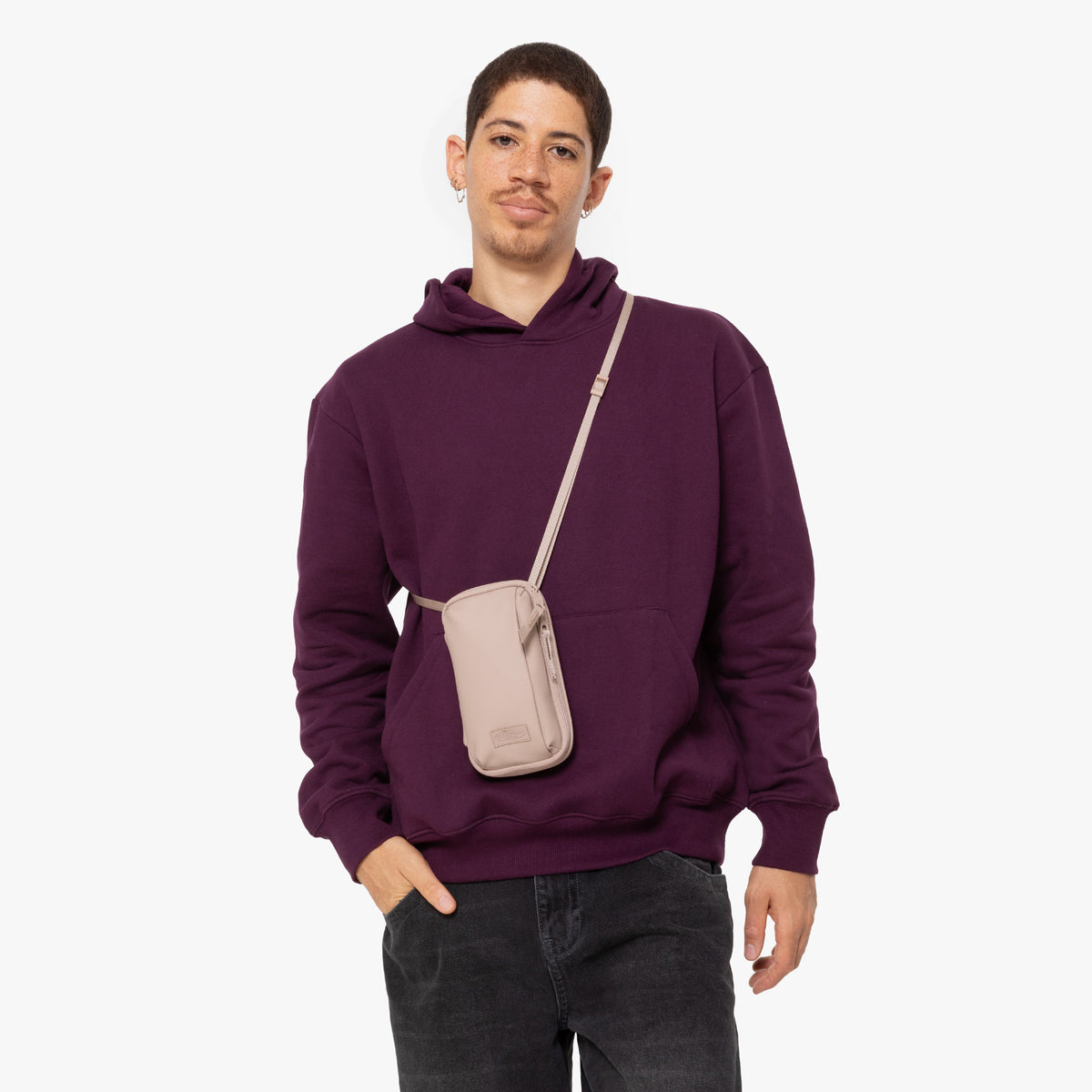 CNNCT F POUCH  - 5