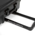 RESIST'R CASE L  - 9