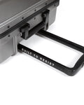 RESIST'R CASE L  - 9