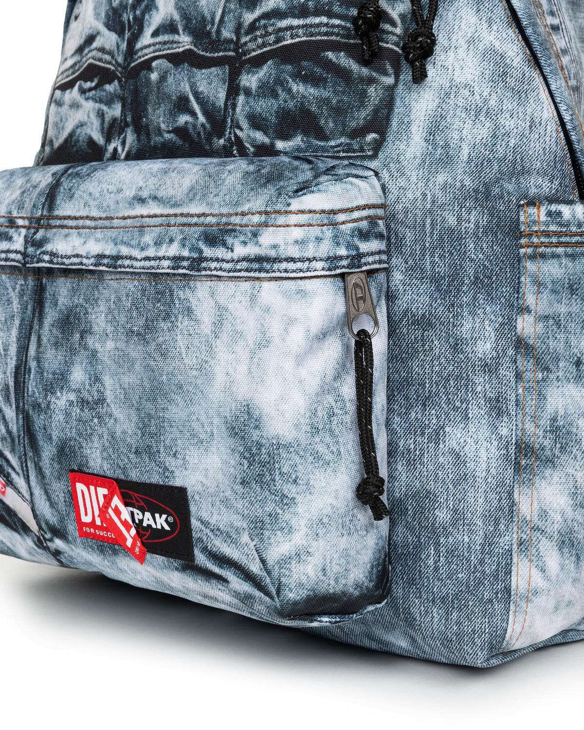 DIESEL DAY PAK'R  - 6
