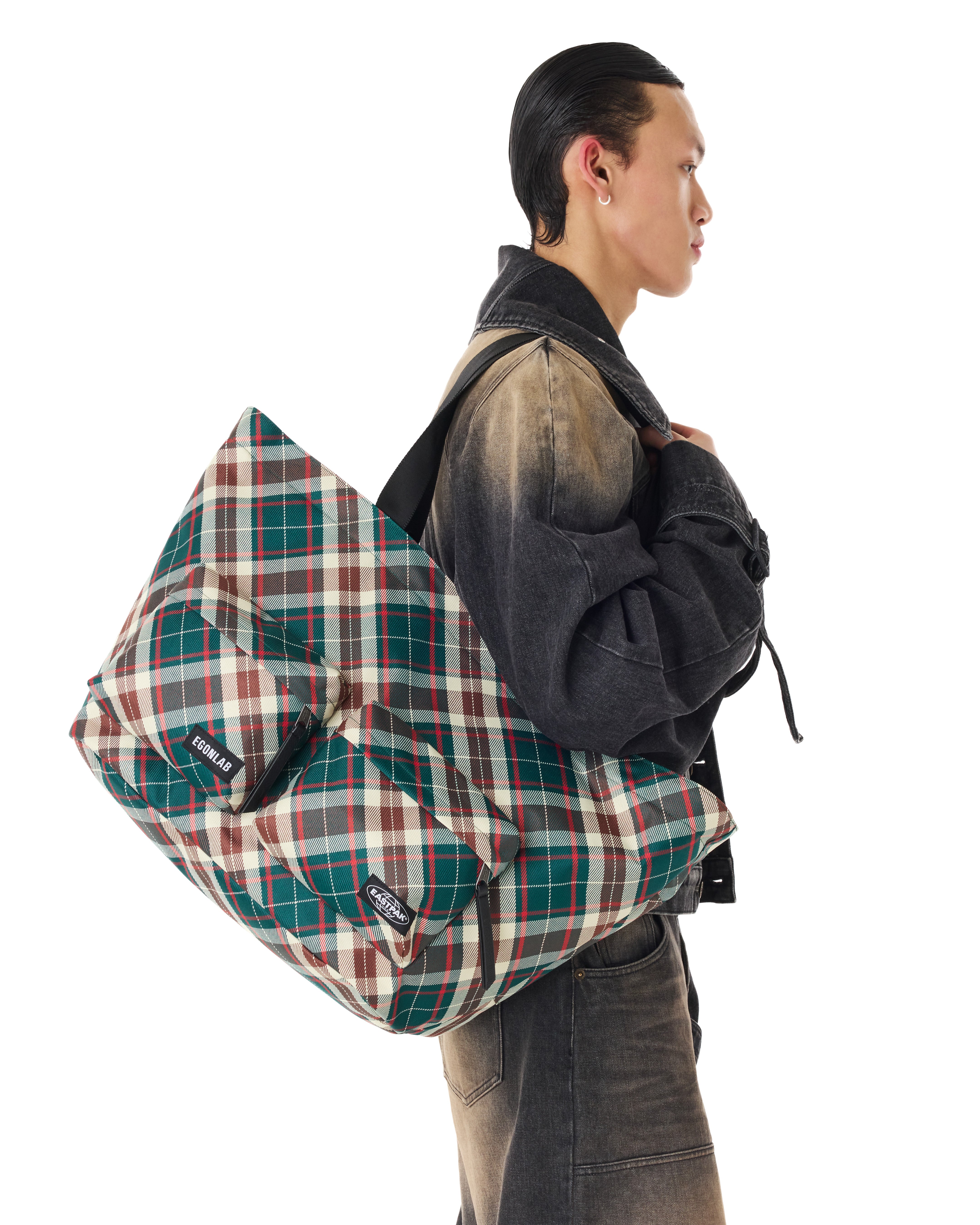 EGON TOTE L
