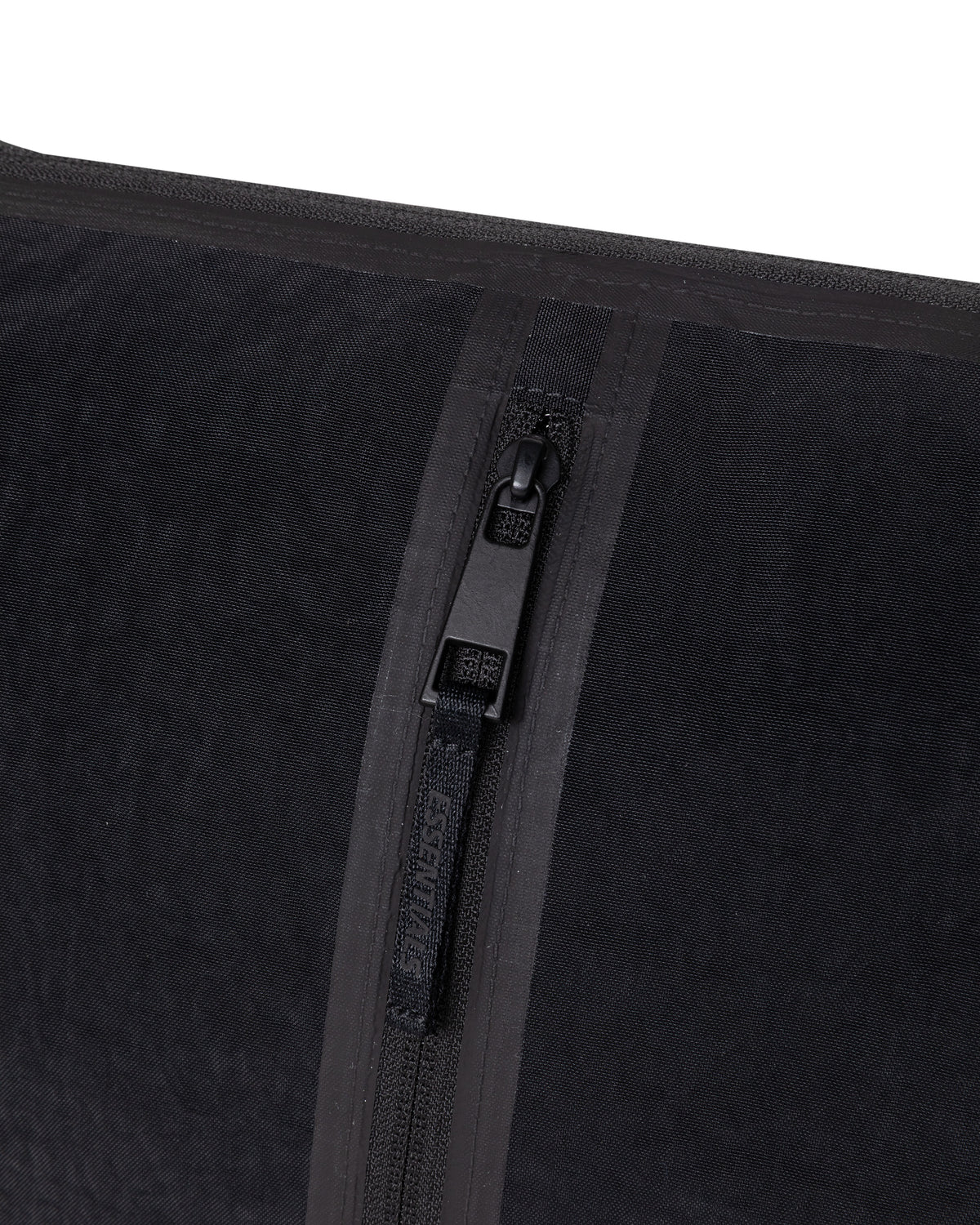 ESSENTIALS SHELL BAG Off-Black - 5