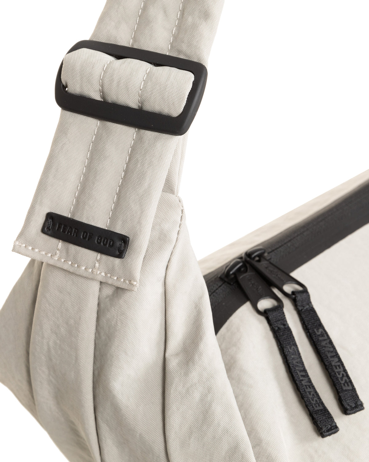 ESSENTIALS  SHELL BAG L Cement - 5